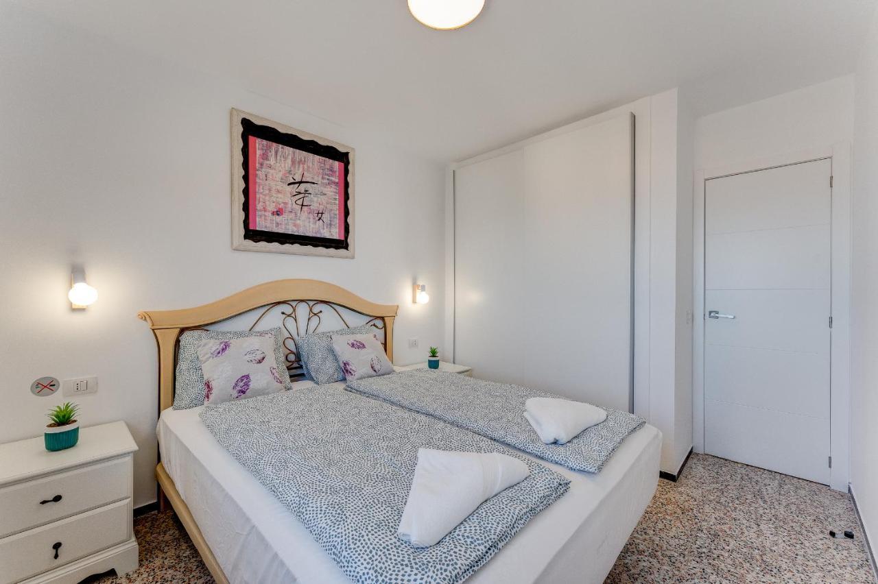 Los Cristianos Achacay Bluesky Apartment Екстериор снимка