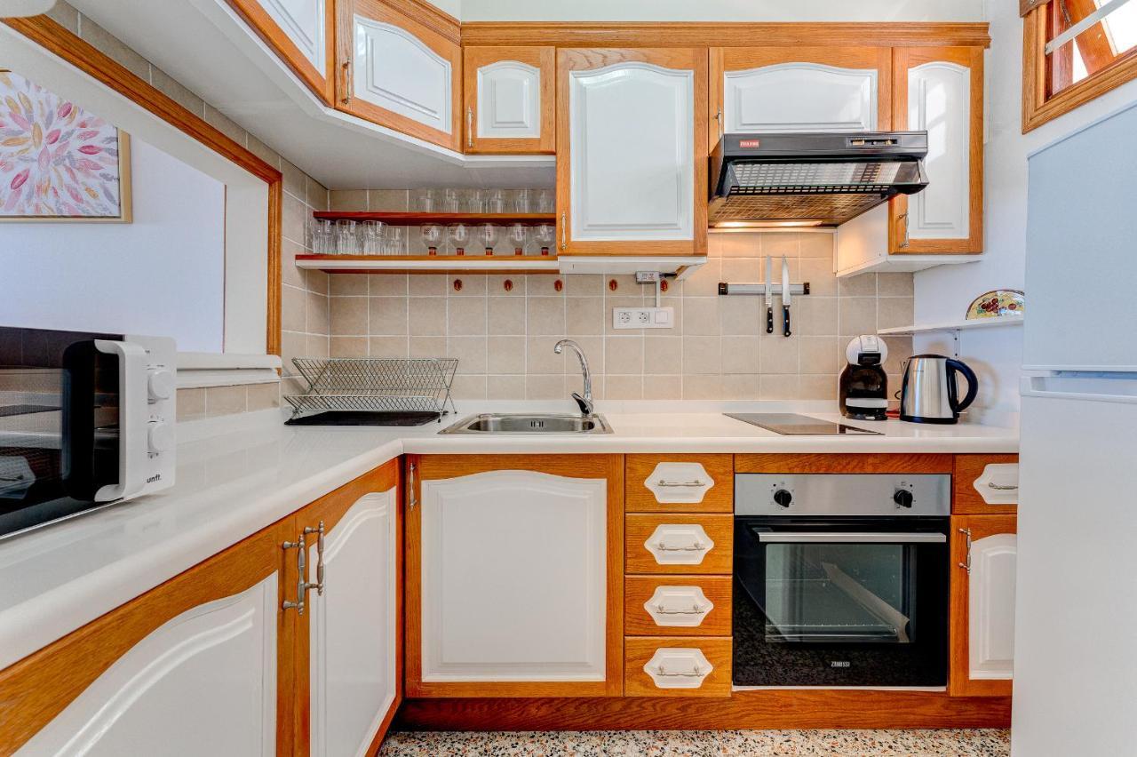 Los Cristianos Achacay Bluesky Apartment Екстериор снимка