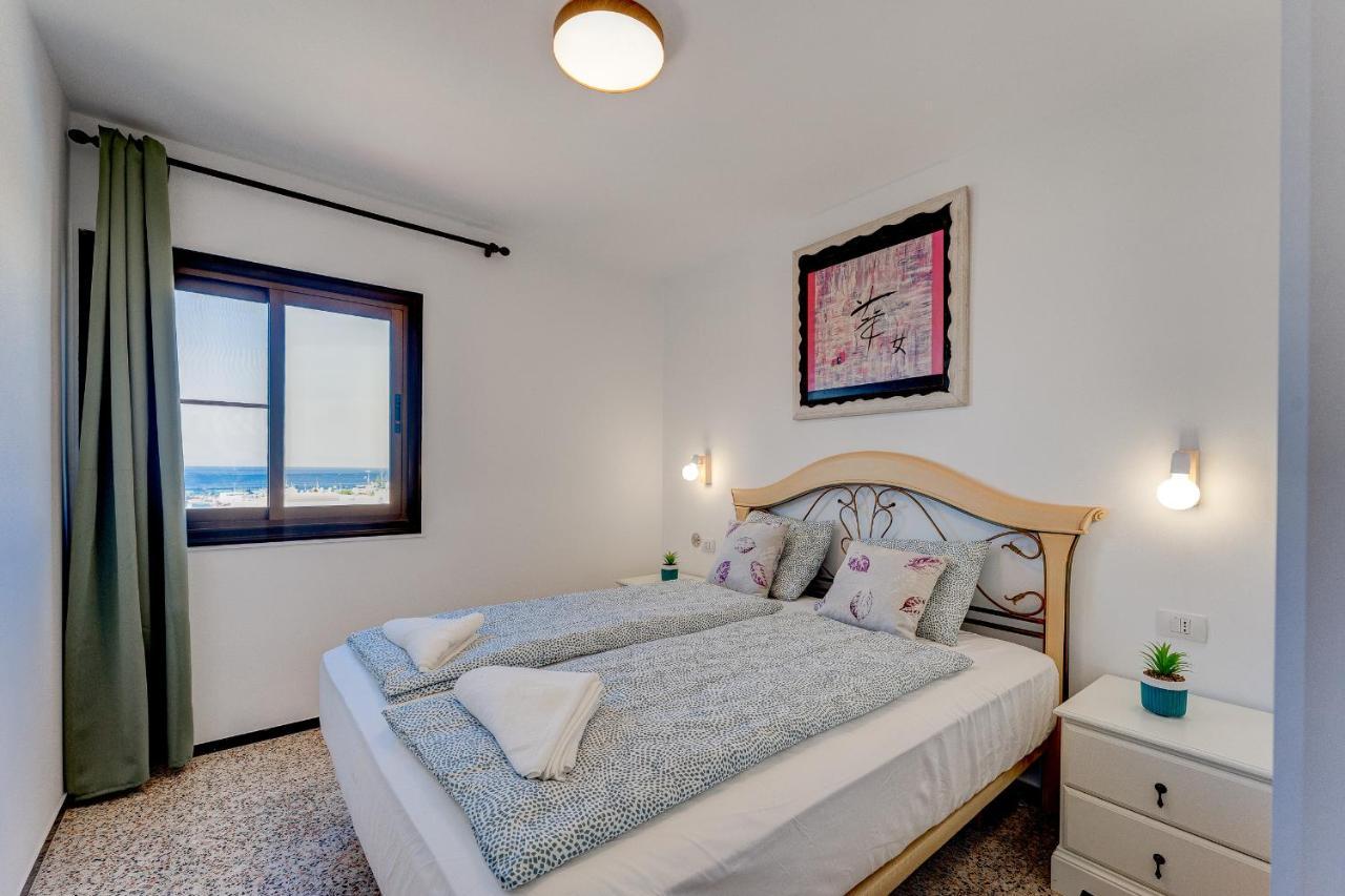 Los Cristianos Achacay Bluesky Apartment Екстериор снимка